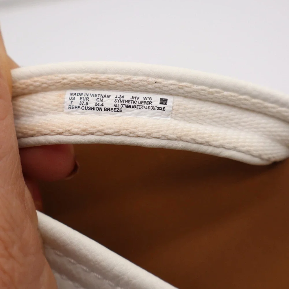 Reef Flip Flop Womens 7 Cushion Breeze White Tan Padded Beach Sandal Excellent
